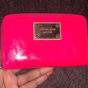 MK Michael Kors Wristlet
